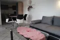 Sofa und Essbereich im Appartement